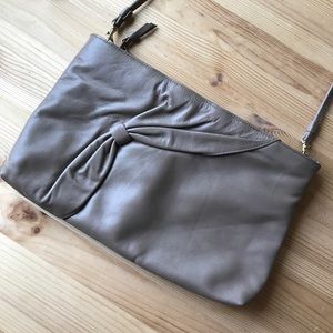Vintage crossbody bow bag